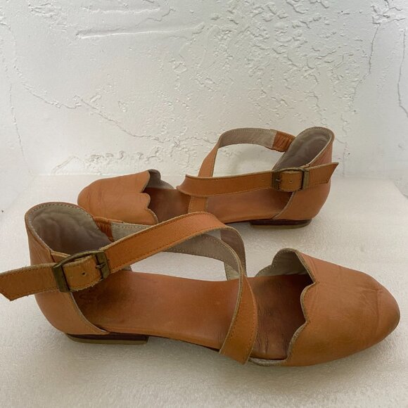 Bali ELF Mangrove Leather Flats in Camel  size 6 - Picture 7 of 7